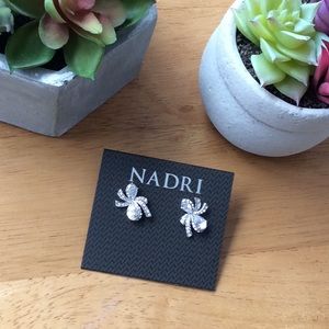 NADRI / gorgeous stud cuz earrings